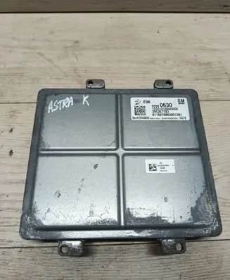 Opel Astra K Engine control unit/module 55500630 395357783