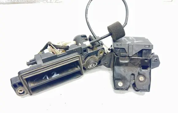 Mercedes-Benz E W211 Loading door lock A1717500085 A1717500185 A2037500693