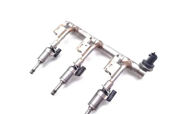 Ford Fiesta Fuel injectors set 0261500221 DM5G-9H487-AA