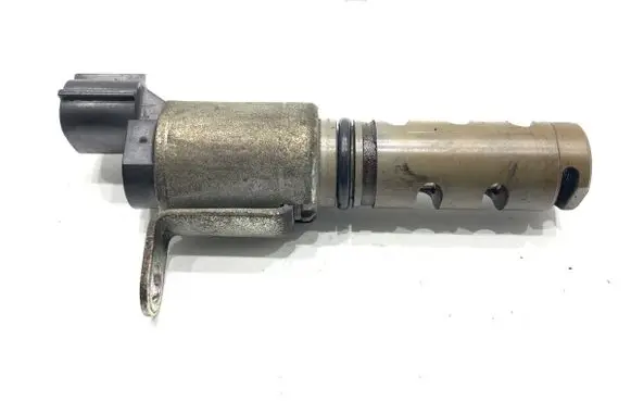 Lexus CT 200H Camshaft 3370105010