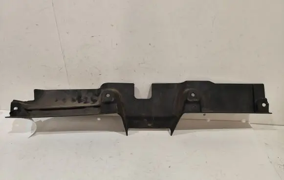 Mitsubishi Outlander Radiator trim 7450A589 103H45X