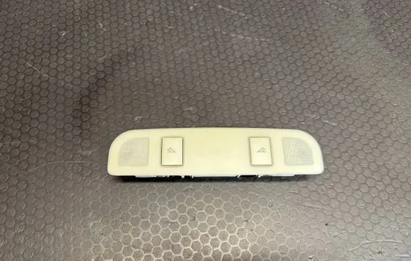 Audi A6 S6 C6 4F Rear seat light 4F0947111