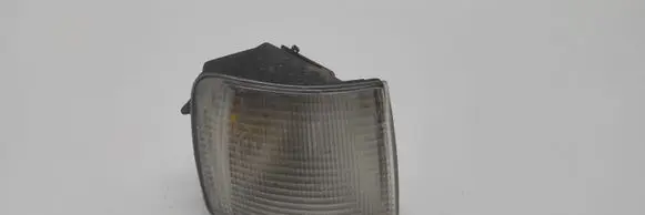 Volkswagen PASSAT B3 Front indicator light 357953050A