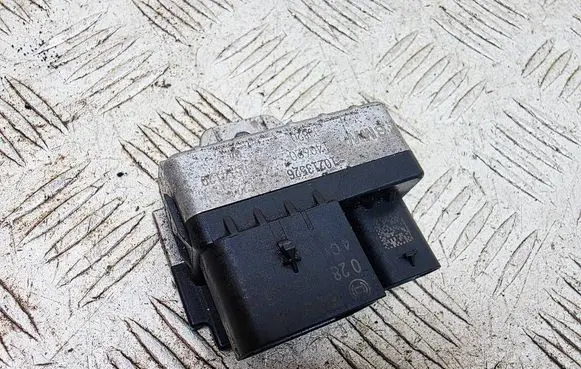 Mini Cooper Countryman R60 Glow plug pre-heat relay 8514120 12218514120 0281003115