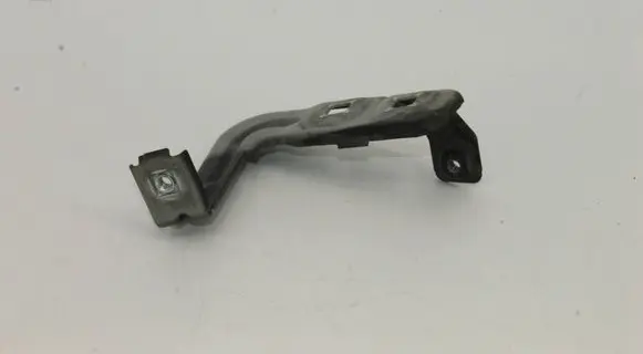 BMW 2 F22 F23 Fender mounting bracket 7284648