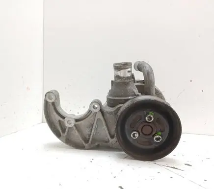 Chevrolet Orlando Water pump 25186662