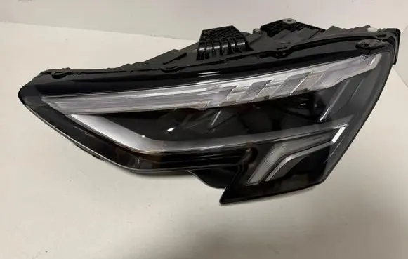 Audi A3 8Y Headlight/headlamp 8Y0941033