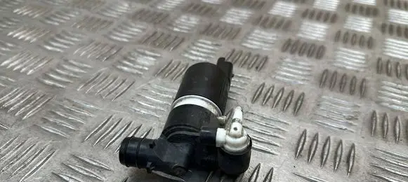 Dacia Sandero Windscreen/windshield washer pump 8200295685