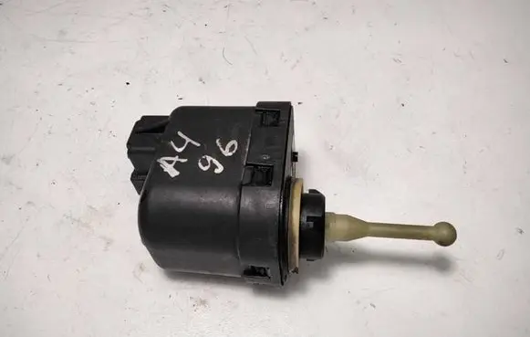 Audi A4 S4 B5 8D Headlight level adjustment motor 6K5941295