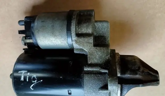 Opel Tigra B Starter motor