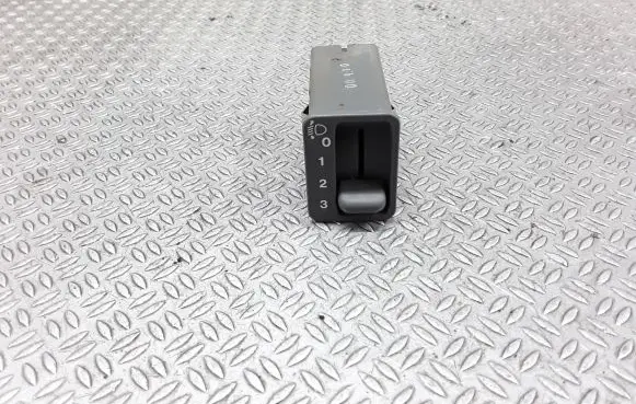 Honda CR-V Headlight level height control switch