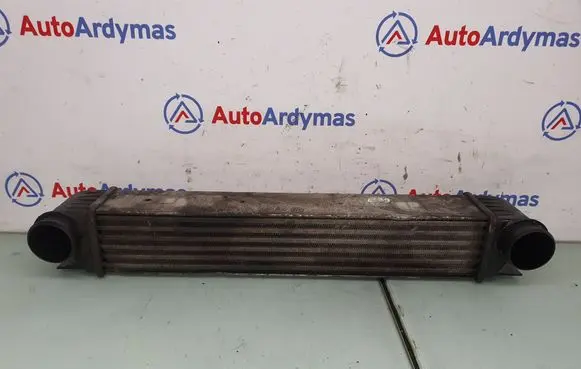 BMW 5 E39 Intercooler radiator 2247359 17512247359