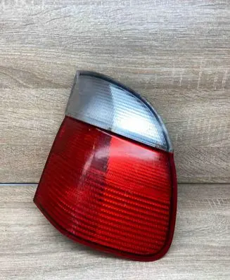 BMW 5 E39 Rear/tail lights 2496322 2496340