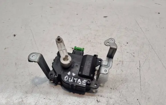Subaru Outback Air flap motor/actuator 1138002380