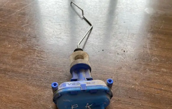 Audi 80 90 B3 Central locking vacuum pump 893862153D