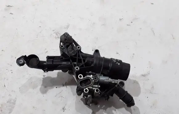 Renault Scenic IV - Grand scenic IV Oil filter mounting bracket 152882406R