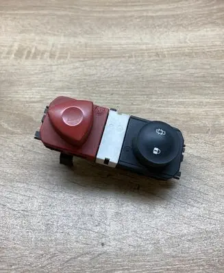 Renault Megane II Hazard light switch 8200095493
