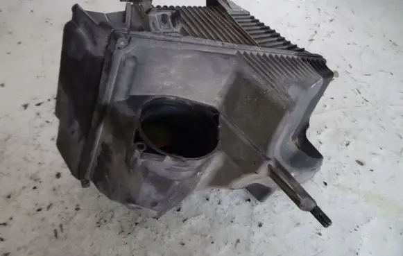 Renault Megane II Air filter 