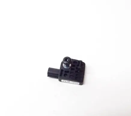 Tesla Model S Airbag deployment crash/impact sensor 100527400B