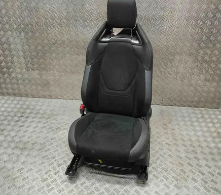 Toyota C-HR II Front driver seat 71502F4100