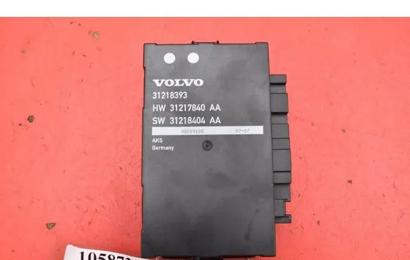 Volvo V70 Engine control unit/module ECU 31218393