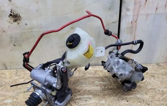 Toyota Prius (XW30) ABS Pump 47270-47030
