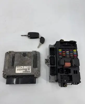 Iveco Daily 35 - 40.10 Engine control unit/module 504121602 0281012193