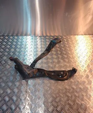 Mercedes-Benz E W212 Headlight/headlamp mounting bracket 212620021