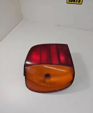 Volkswagen Polo III 6N 6N2 6NF Rear/tail lights 962557