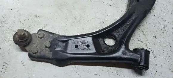 Ford Focus Front lower control arm/wishbone JMX613A423AEB