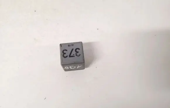 Audi A6 S6 C5 4B Other relay 8d0951253a v23134-b52-x301
