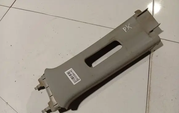 Honda FR-V (B) pillar trim (top) 84161SJD003 84161-SJD-003