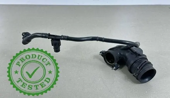 Volkswagen PASSAT B8 Turbo air intake inlet pipe/hose 04E129656