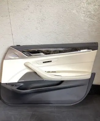 BMW 5 G30 G31 Front door card panel trim 2844221