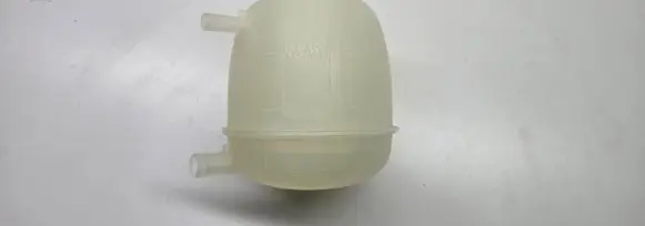 Renault Clio III Coolant expansion tank/reservoir 7701470460 8200766826
