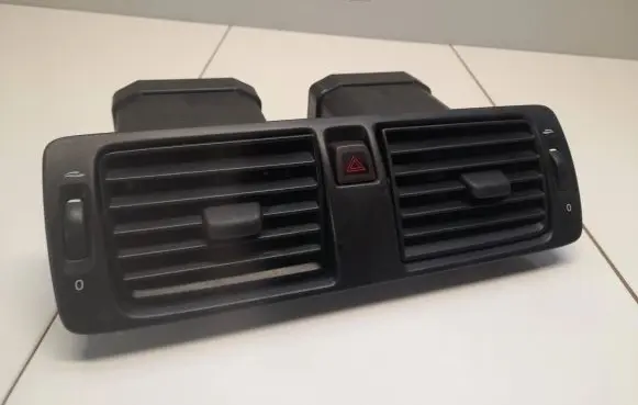 Volvo S40 Dash center air vent grill 30722777
