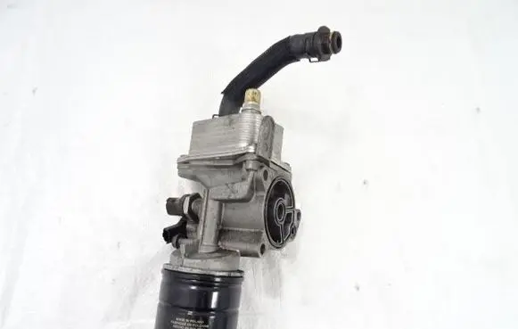 Peugeot 508 Oil filter mounting bracket 9815631580