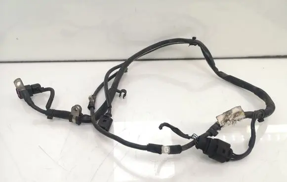 Volkswagen Golf V Wires (starter motor) 