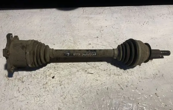 Nissan Pathfinder R51 Rear driveshaft