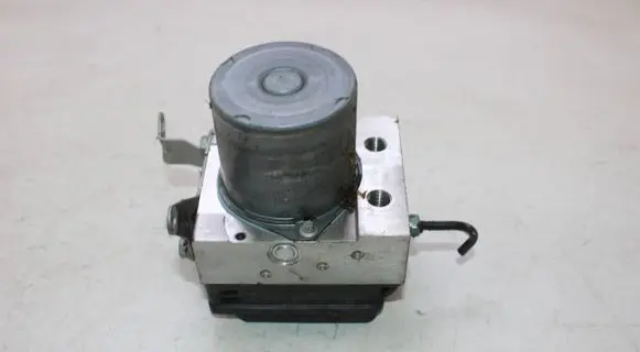 BMW X1 E84 ABS Pump 6860214 6860215