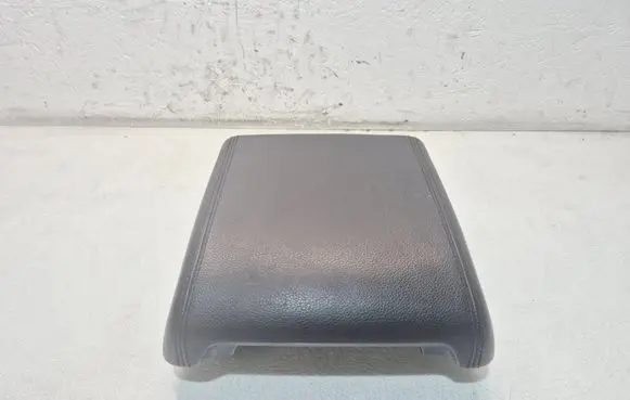 Land Rover Discovery Sport Armrest 