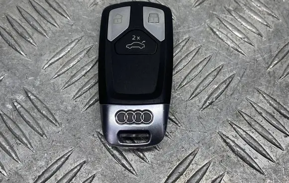 Audi A5 Ignition key/card 4M0959754CP