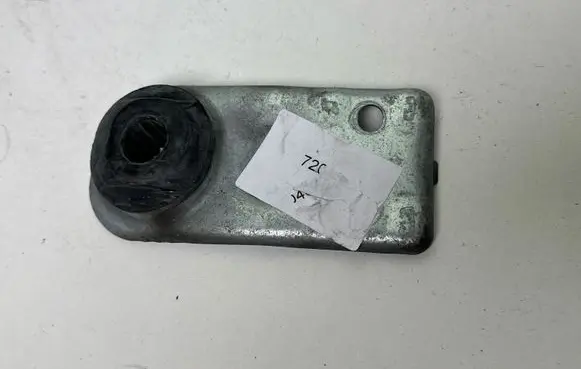 Ford Mustang V Radiator mount bracket AR338B359AB