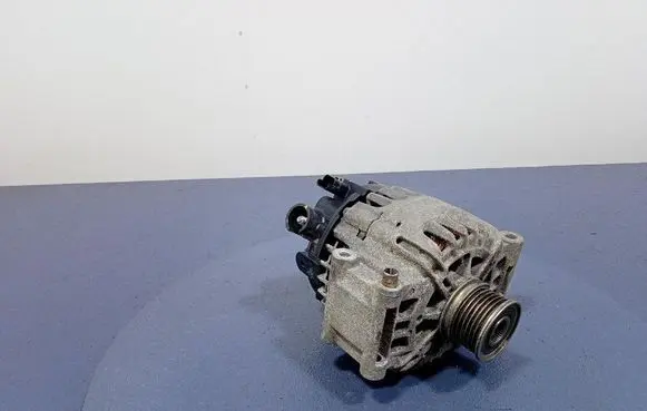 Mercedes-Benz 508 Generator/alternator 9839200980