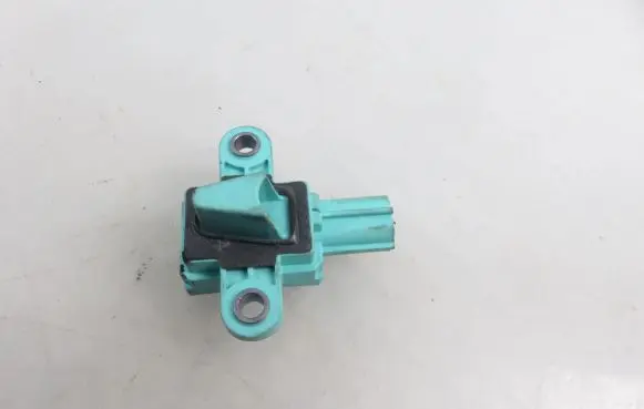 Audi A4 S4 B8 8K Airbag deployment crash/impact sensor 8K0955557C 5WK4380902