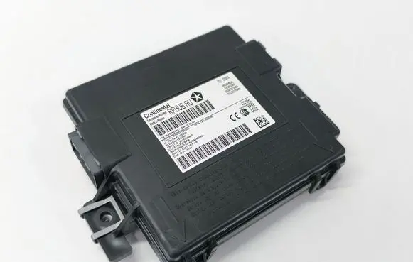 Chrysler Pacifica Keyless (KESSY) go control unit/module P68366862AA
