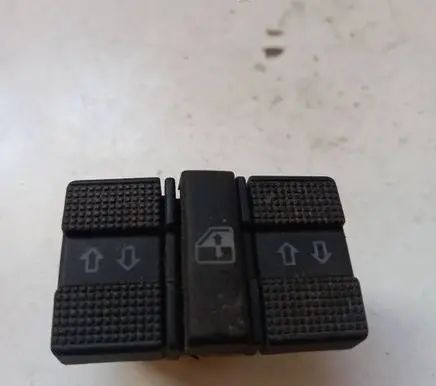 Volkswagen PASSAT B4 Electric window control switch 3A0959855
