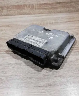 Opel Astra G Engine control unit/module ECU 90562574 0281001674