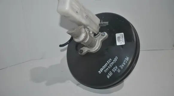 Renault Megane III Brake fluid reservoir 0204054114 33011C1487