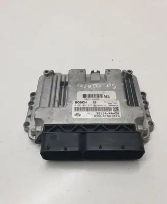 KIA Sorento Engine control unit/module 0281014673 391144A450